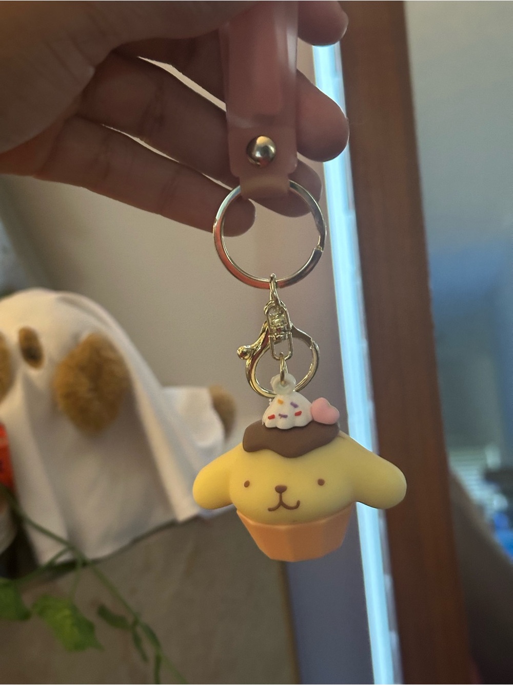 Pompom keychain